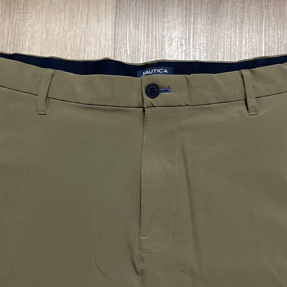 Nautica Shorts ( for men) Size 42W
